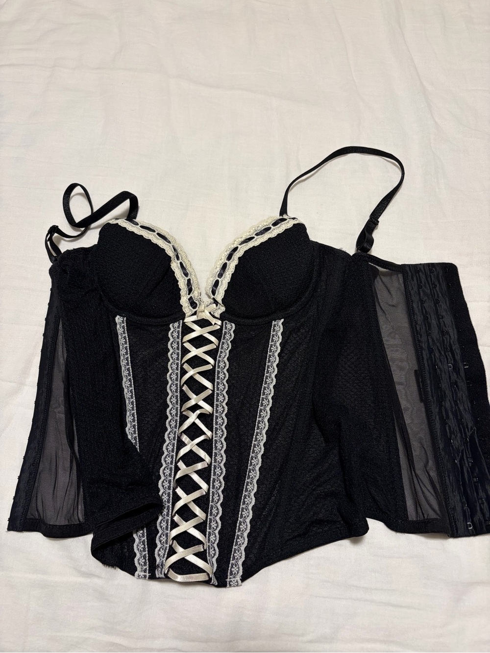 Black Lace-Trim Corset Bustier with Cream Accents, size eur 36